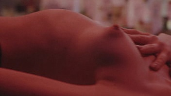 Passionate all natural blonde teen Amelia posing naked on the bar counter